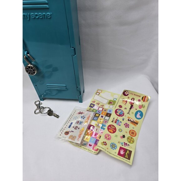 My Scene Secret Locker Chelsea Barbie Doll Clothing And Accessories RARE - Picture 3 of 16